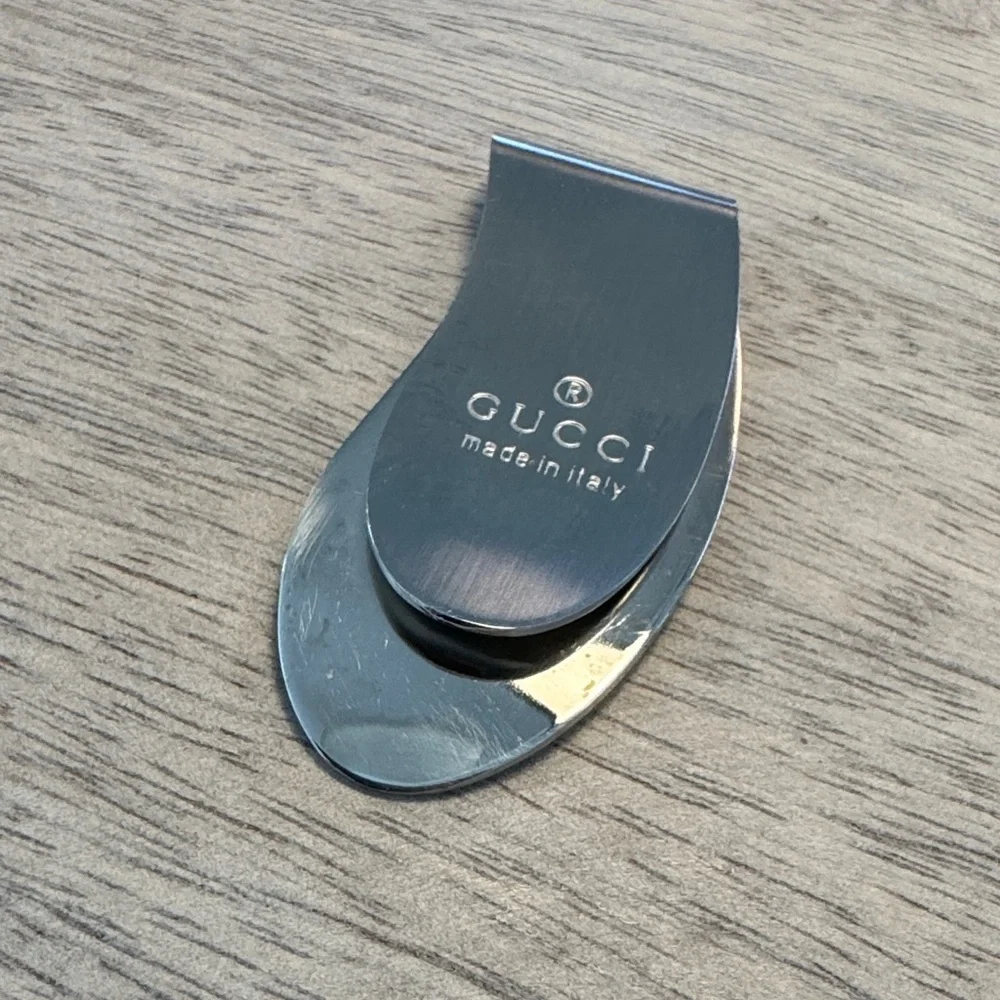 Gucci Pre Owned Metal Silver Money Clip.